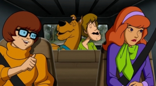 Scooby-Doo Fans Support Velma As A Lesbian, Her Own Animated Series Has  Cast Voice Actors