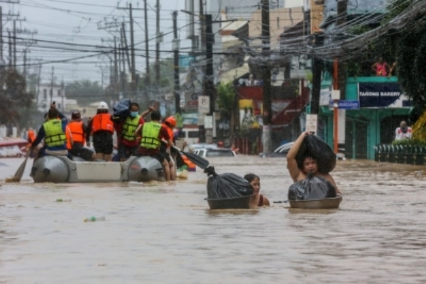 death toll from severe tropical storm nalgae in philippines reaches 72 ...